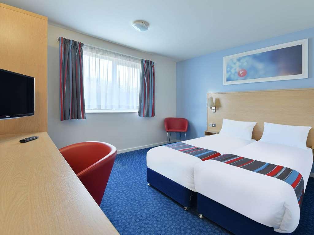 Travelodge Sheffield Central Номер фото